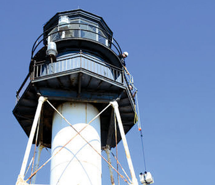 USCG Crew Replaces Fog Detector at Point Loma
