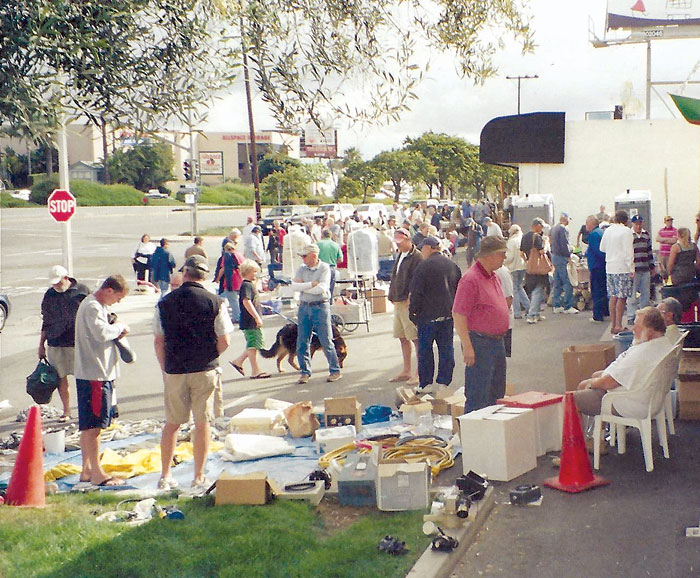 Minney’s Plans Annual Boaters’ Parking Lot Sale, June 2