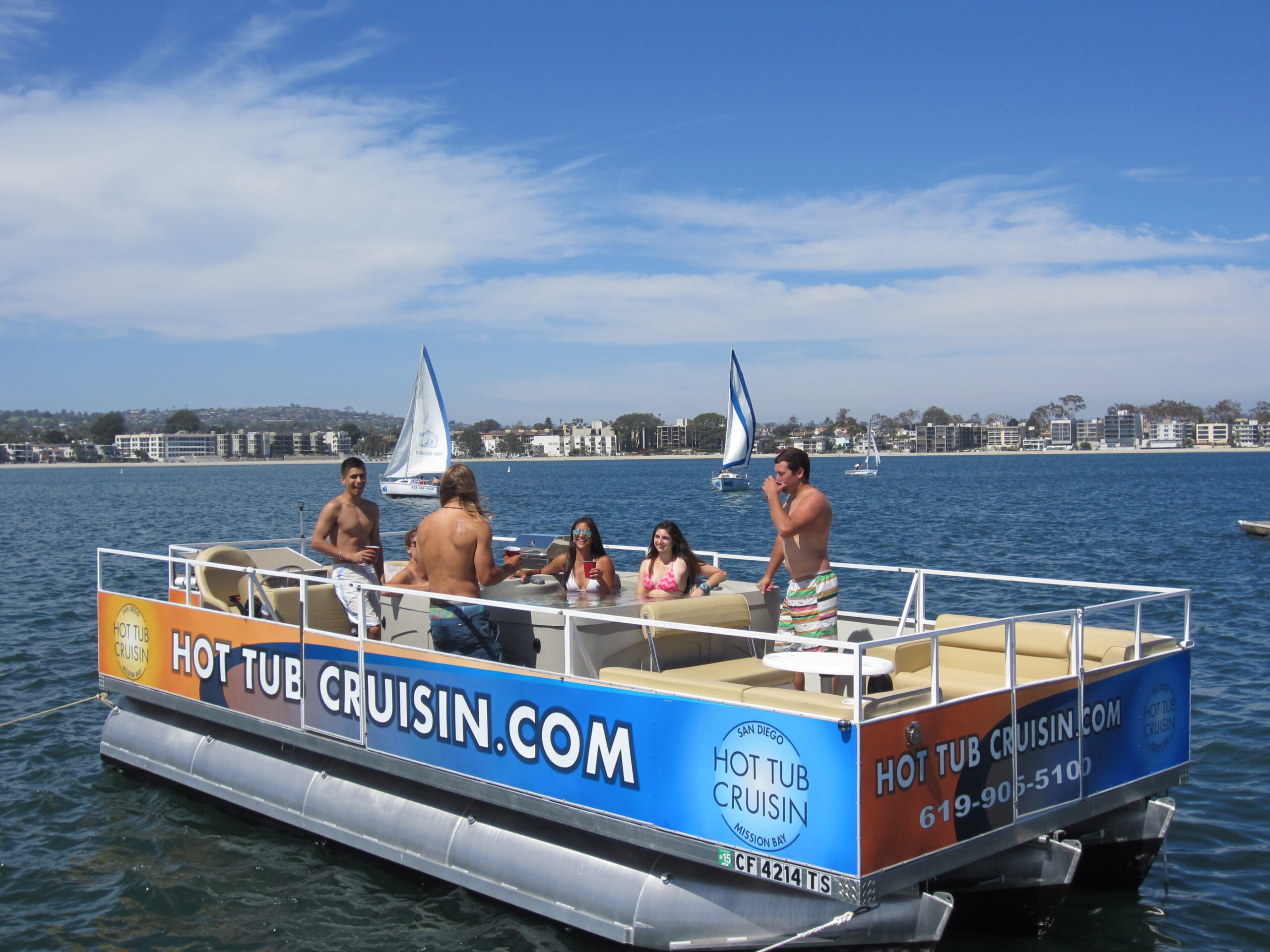 Hot Tub Crusin offers a new way to boat